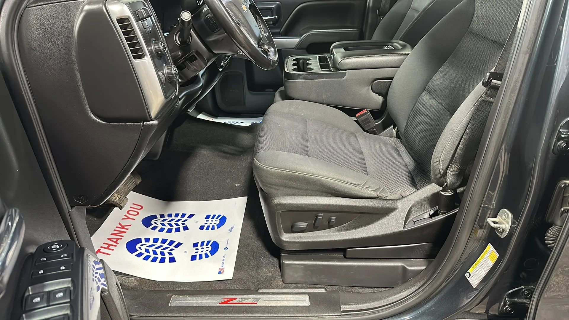 Used 2018 Chevrolet Silverado 1500 LT w/ All Star Edition AWD/4WD image 14