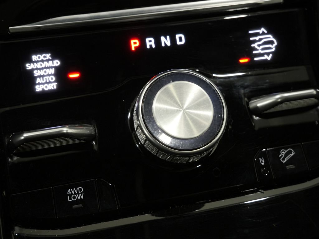 Used 2023 Jeep Grand Cherokee L Summit AWD/4WD image 26
