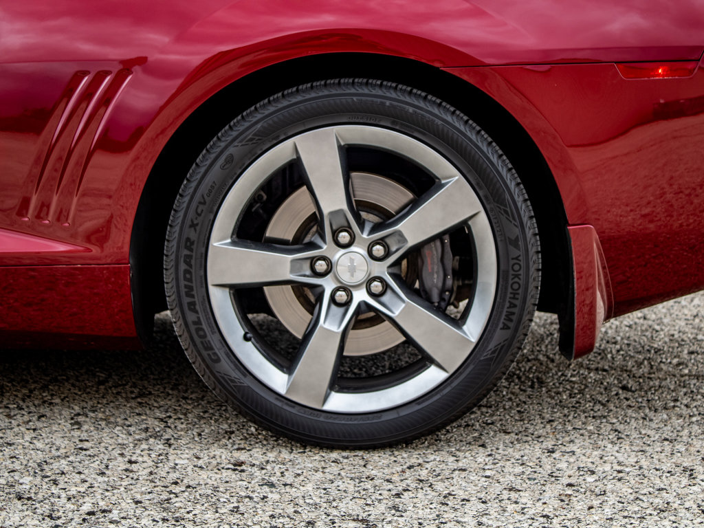 Used 2010 Chevrolet Camaro SS w/ RS Package RWD image 16