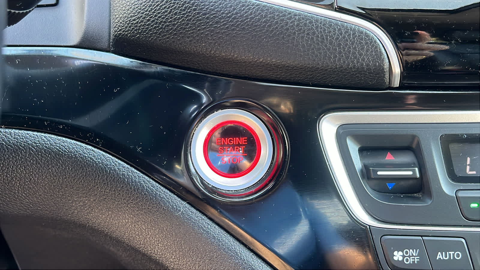Used 2019 Honda Pilot Touring image 21