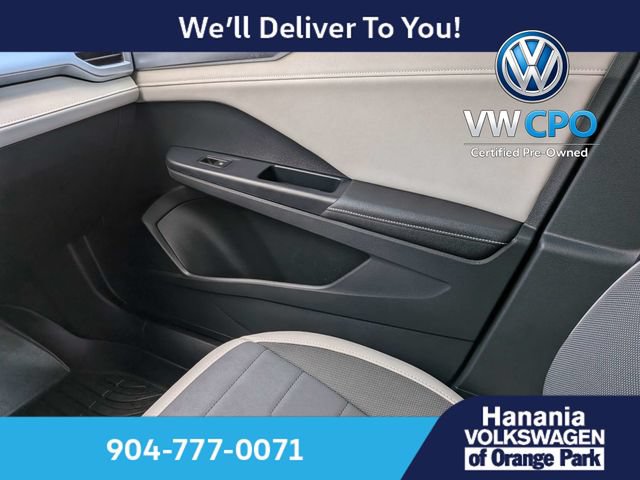 Certified 2026 Volkswagen Taos SE FWD image 18