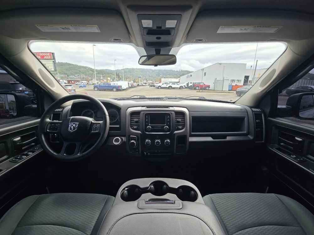 Used 2019 RAM 1500 Express w/ Express Value Package AWD/4WD image 15