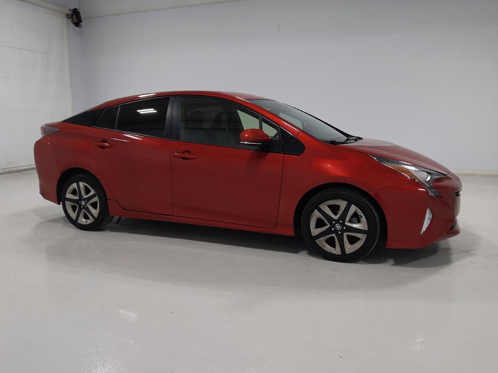 Used 2016 Toyota Prius Three Touring image 11