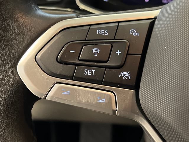Certified 2025 Volkswagen Jetta SEL FWD image 20