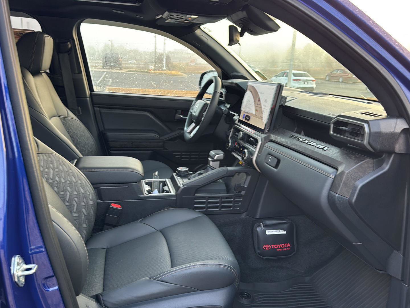 Used 2024 Toyota Tacoma Limited image 10