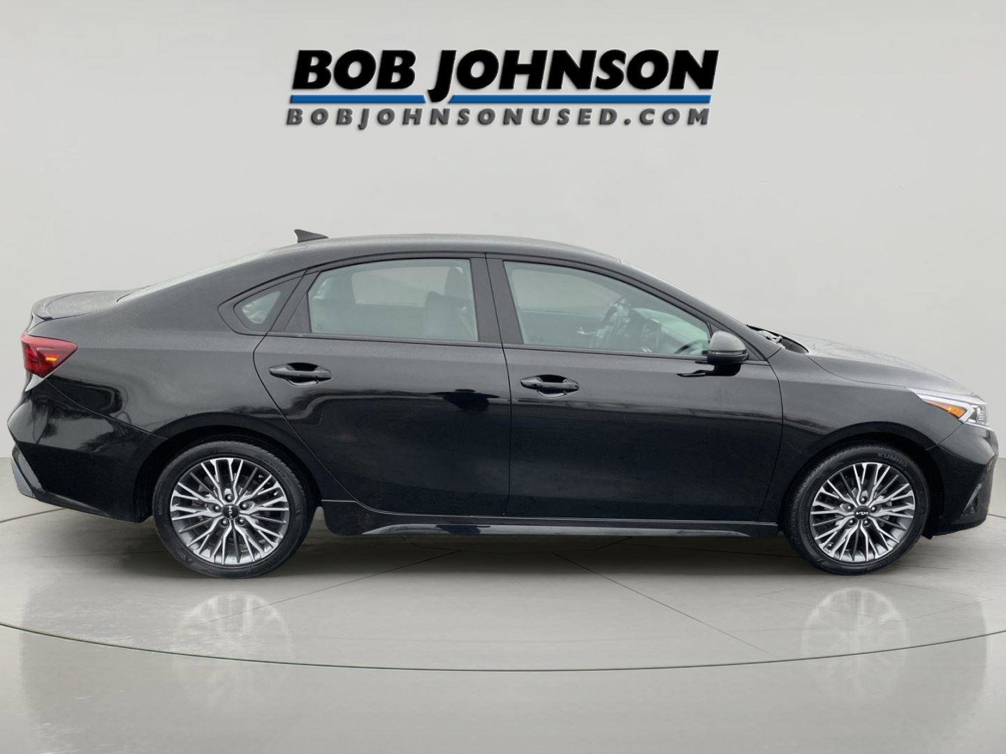 Used 2023 Kia Forte GT-Line w/ GT-Line Technology Package image 2