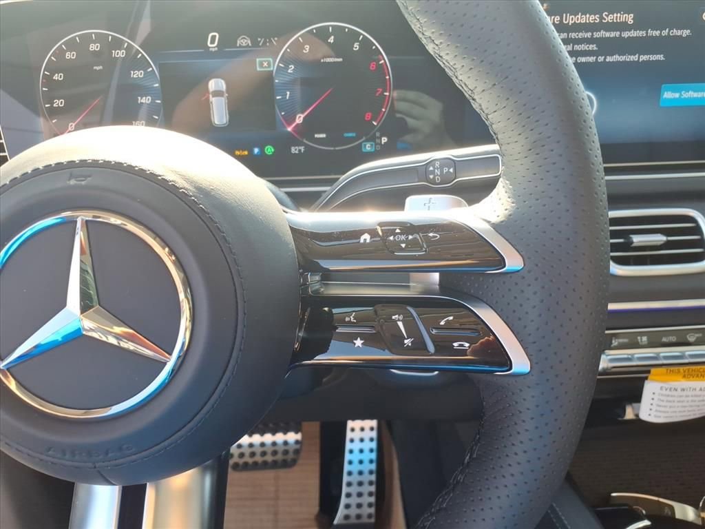 New 2026 Mercedes-Benz GLS 450 4MATIC image 21
