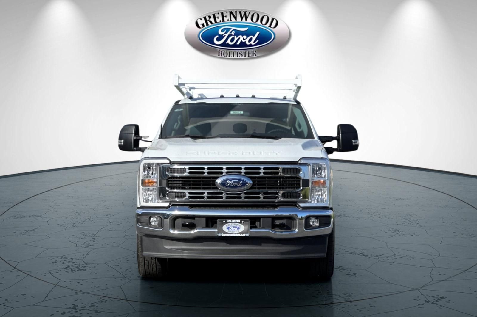 New 2026 Ford F350 XL w/ XL Chrome Package image 9