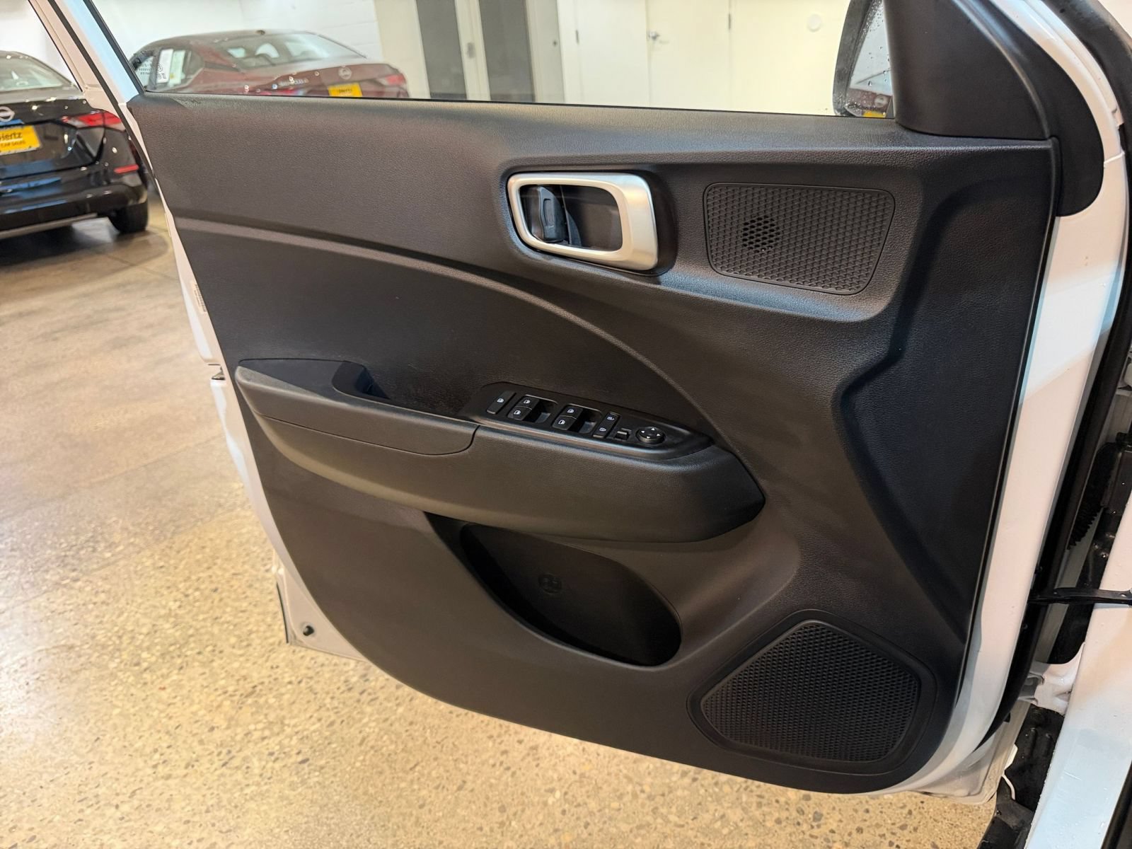 Used 2026 Hyundai Venue SEL FWD image 15