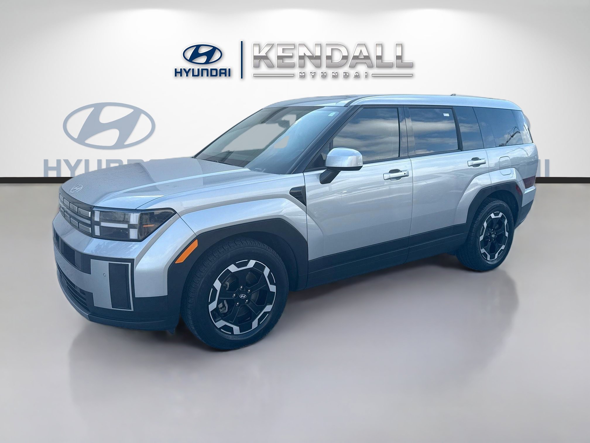 Used 2024 Hyundai Santa Fe SE FWD image 3