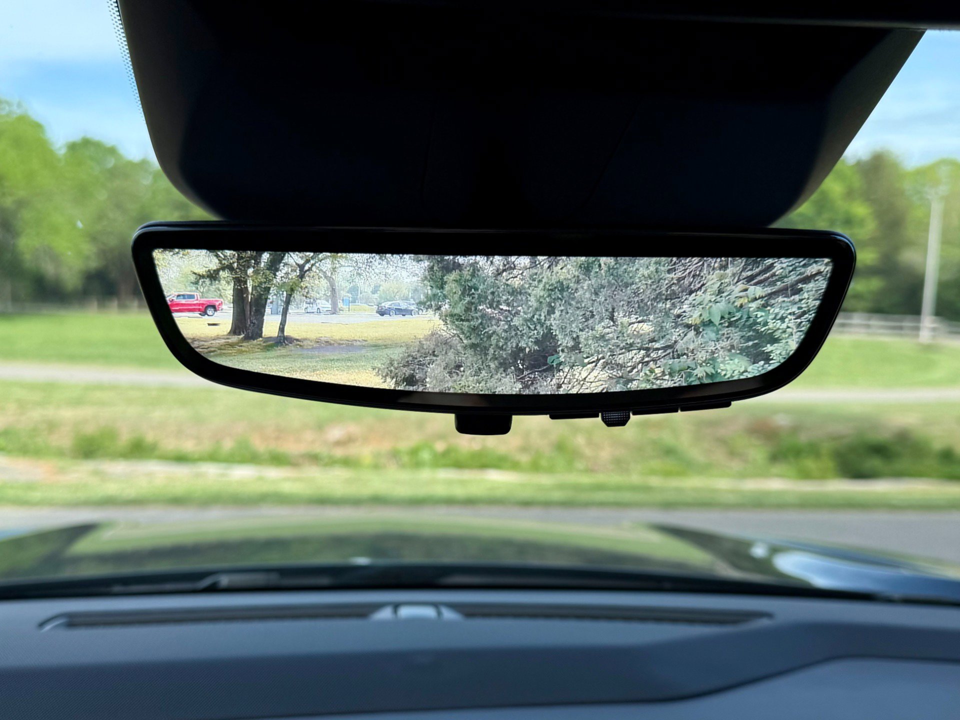 Used 2025 Cadillac Escalade Sport Platinum w/ LPO, ONYX Package image 62