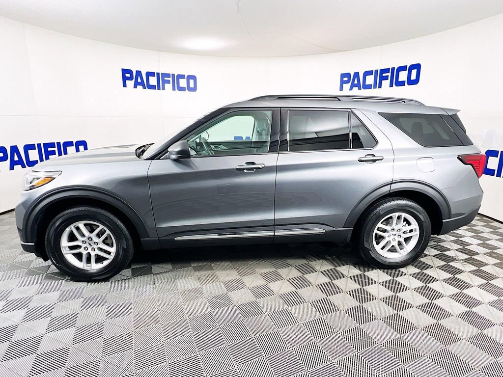 Used 2025 Ford Explorer Active image 6