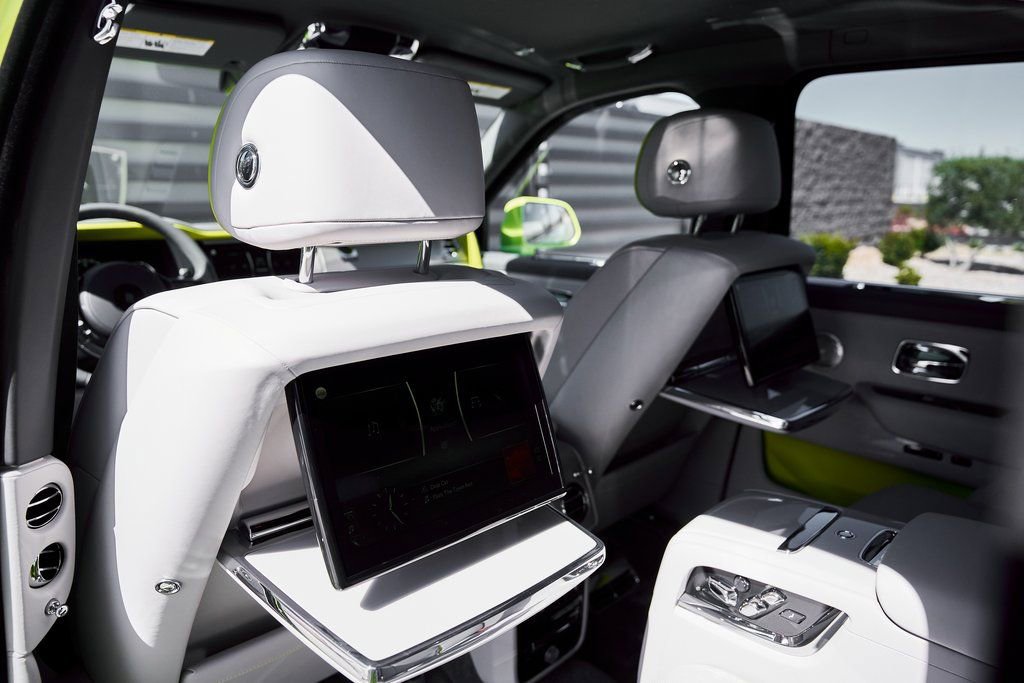 Used 2024 Rolls-Royce Cullinan image 51