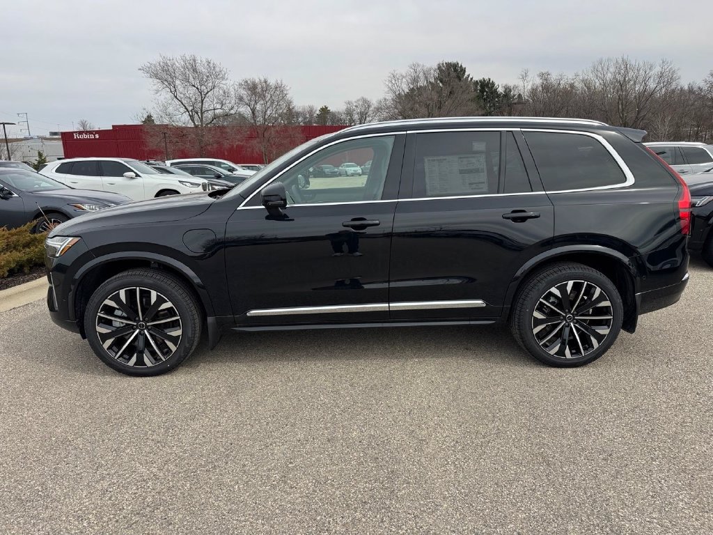 New 2026 Volvo XC90 T8 Ultra w/ Protection Package AWD/4WD image 2