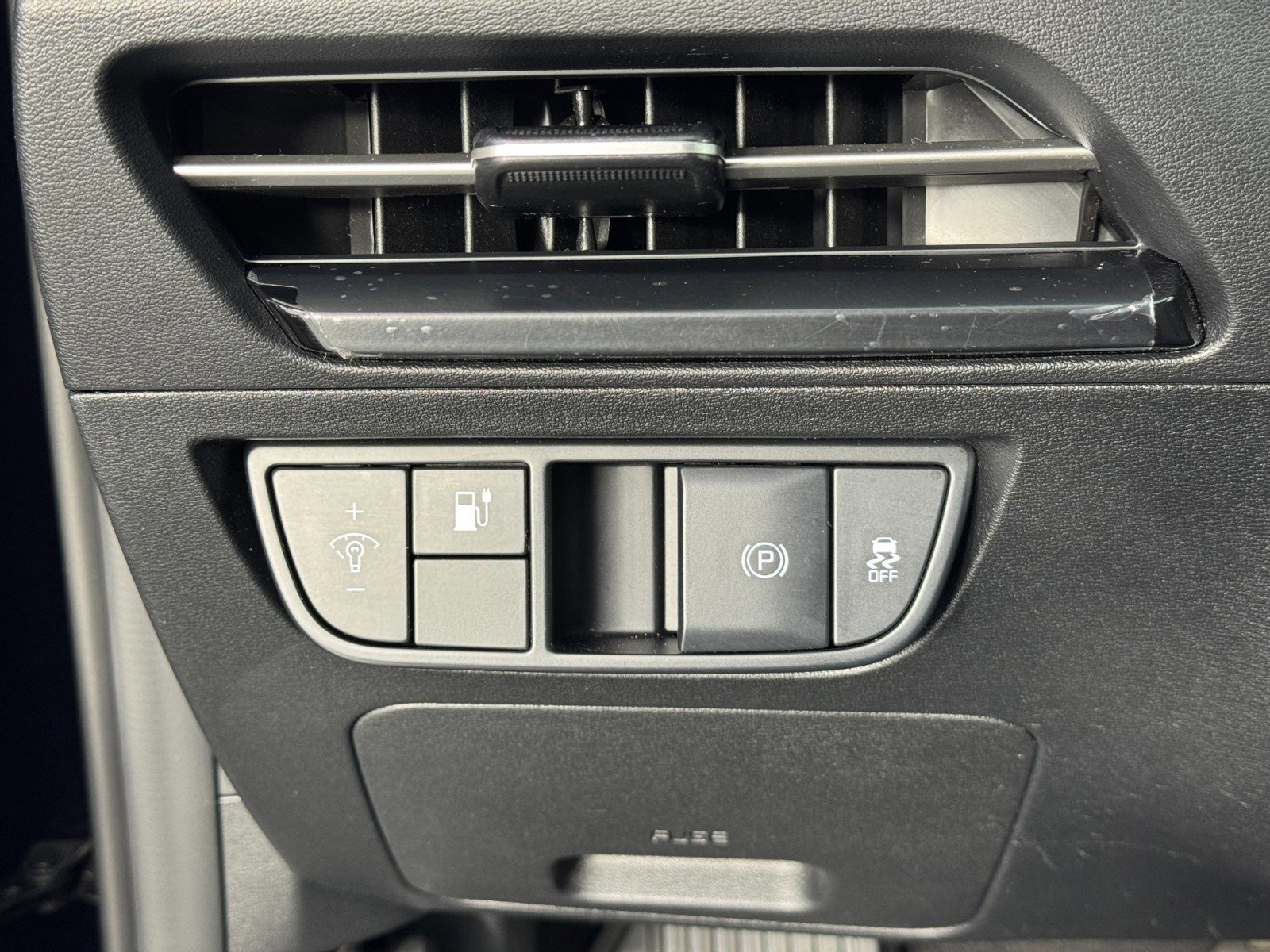 Used 2022 Kia EV6 Light image 17