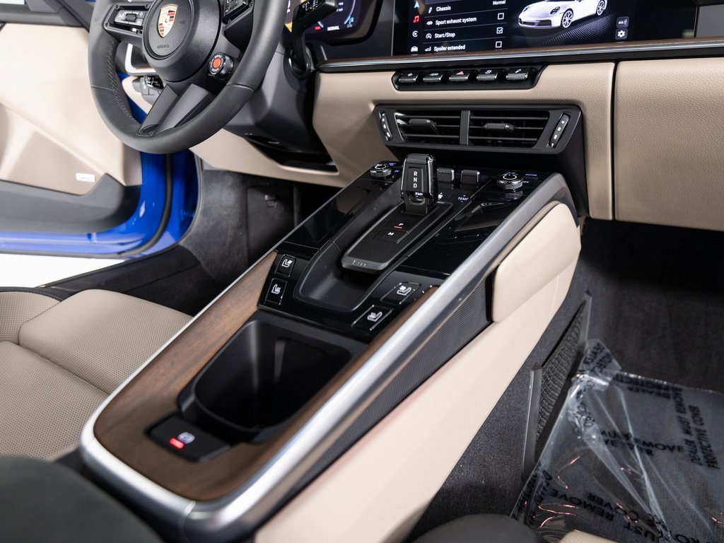 Certified 2025 Porsche 911 Carrera image 28