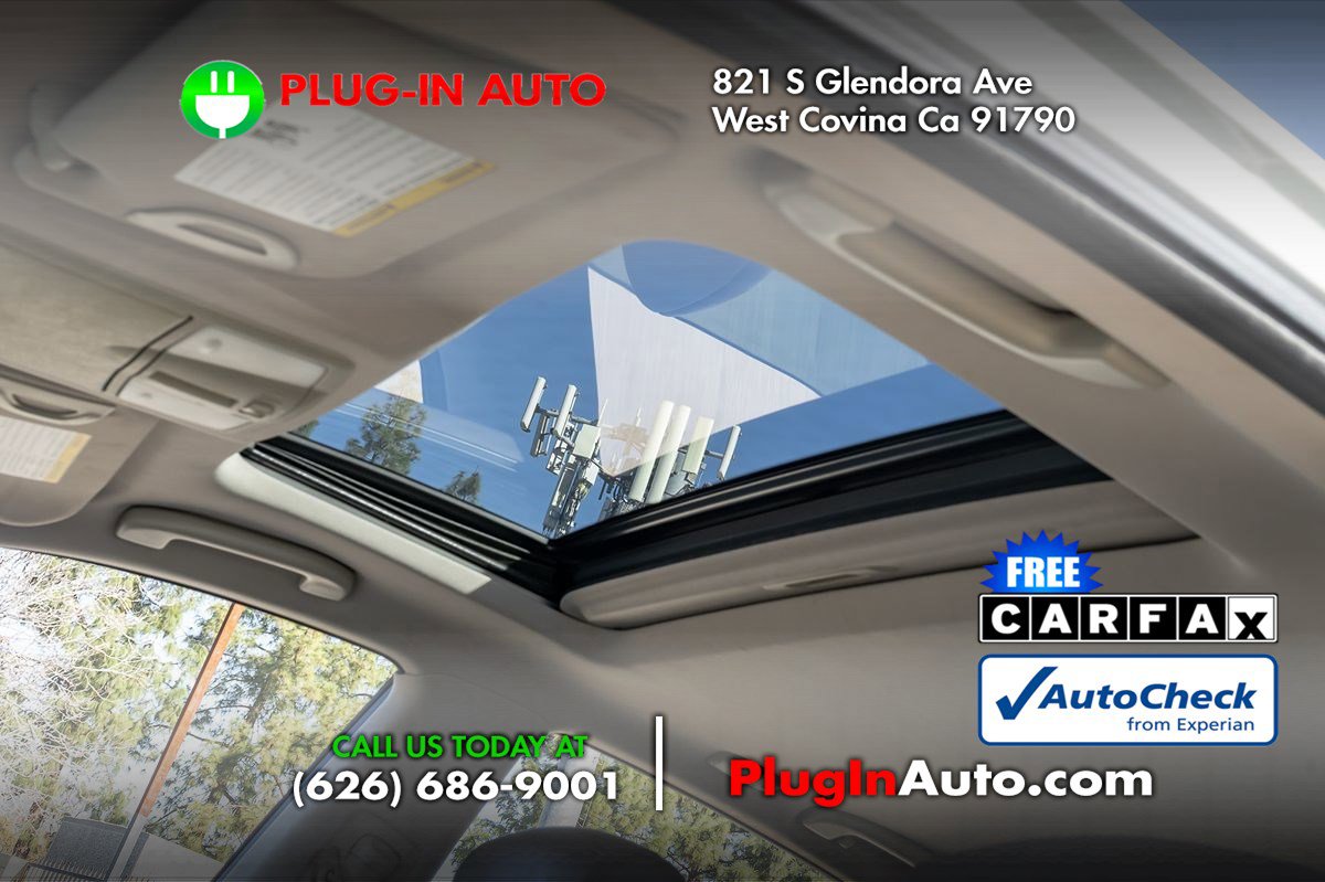 Used 2017 INFINITI QX50 2WD w/ Premium Plus Package image 8