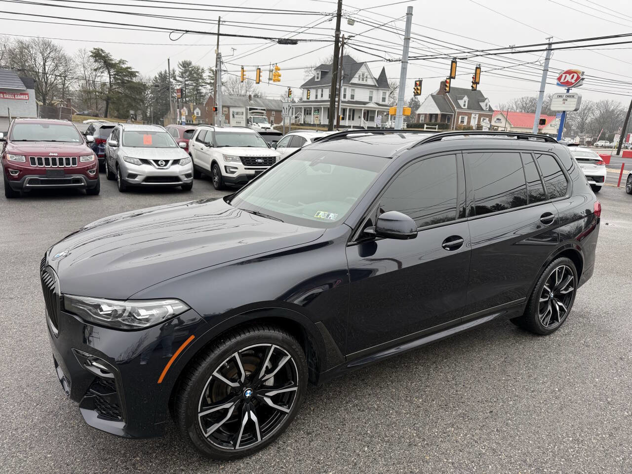 Used 2021 BMW X7 xDrive40i w/ M Sport Package image 1