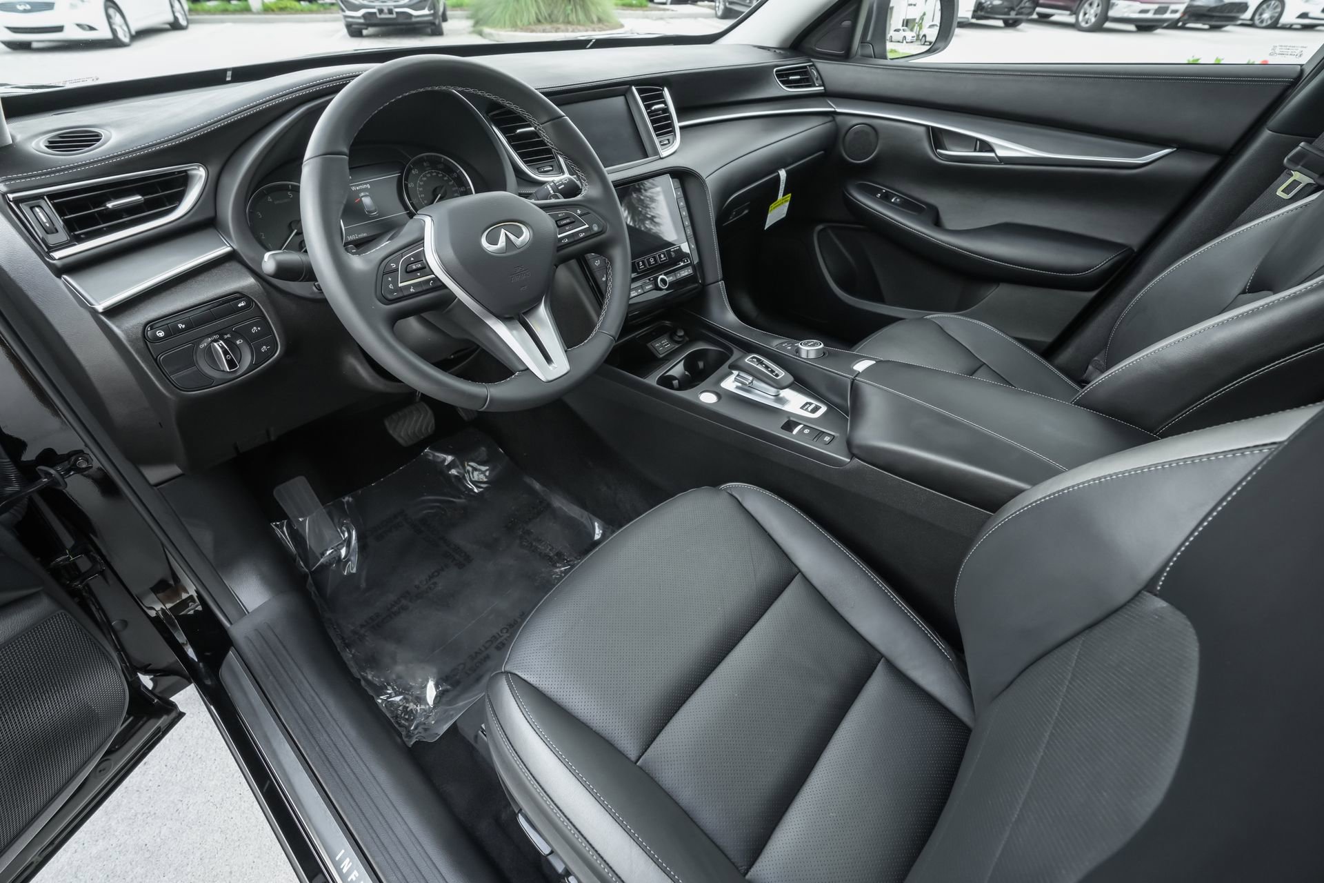 Used 2025 INFINITI QX50 Luxe image 5