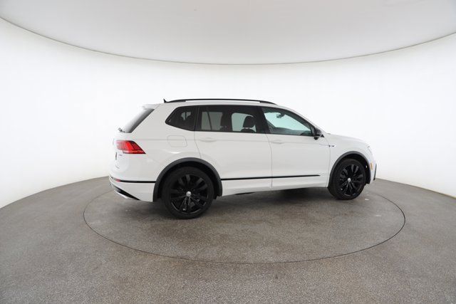 Used 2021 Volkswagen Tiguan SE R-Line image 20