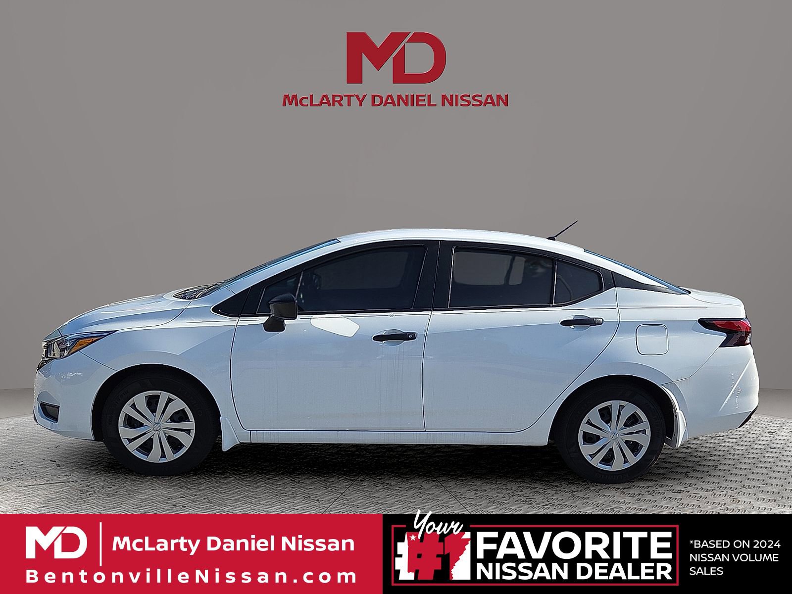 Used 2025 Nissan Versa S w/ Trunk Package FWD image 3