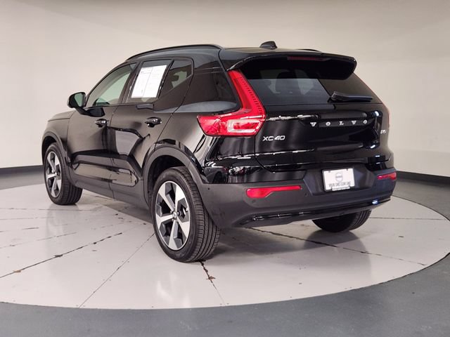 Certified 2026 Volvo XC40 B5 Plus AWD/4WD image 6