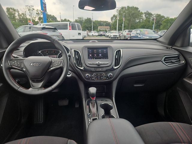 Used 2024 Chevrolet Equinox RS FWD image 12
