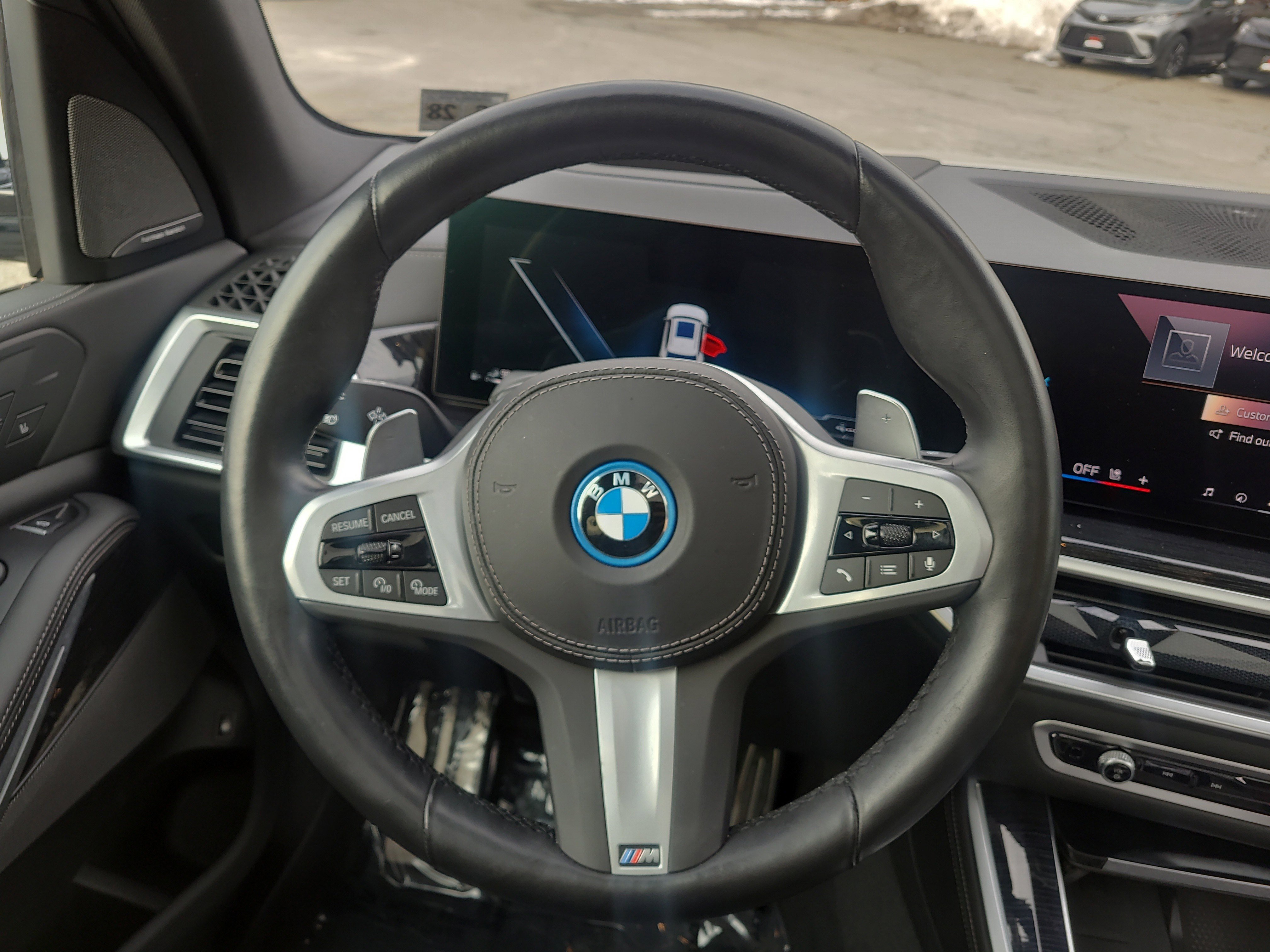 Used 2024 BMW X5 xDrive50e w/ M Sport Package image 23