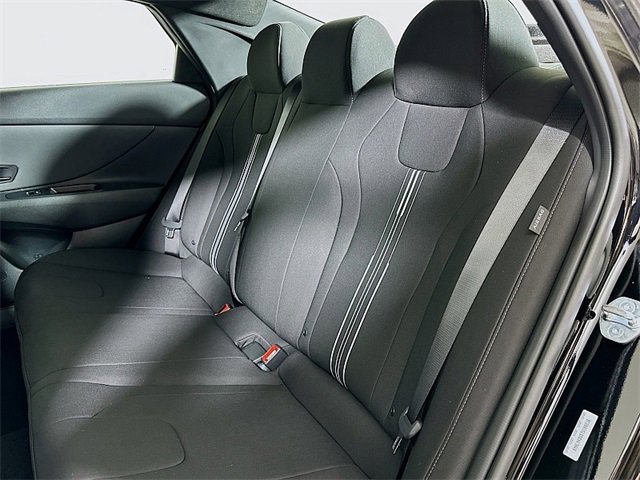 Used 2026 Hyundai Elantra Sport image 8