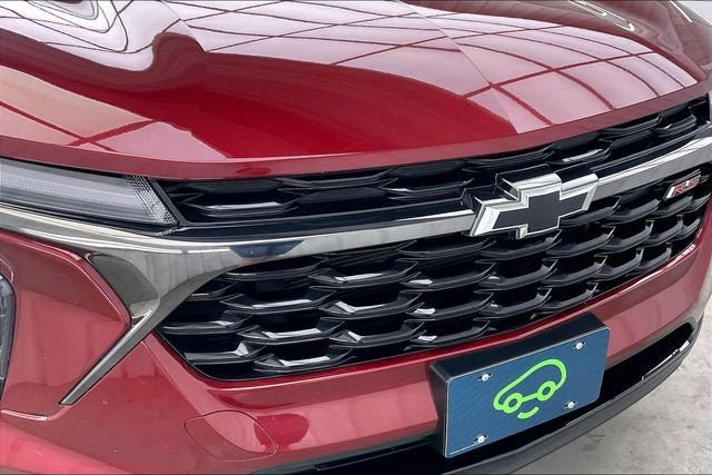 Certified 2024 Chevrolet Trax RS w/ Sunroof Package FWD image 31