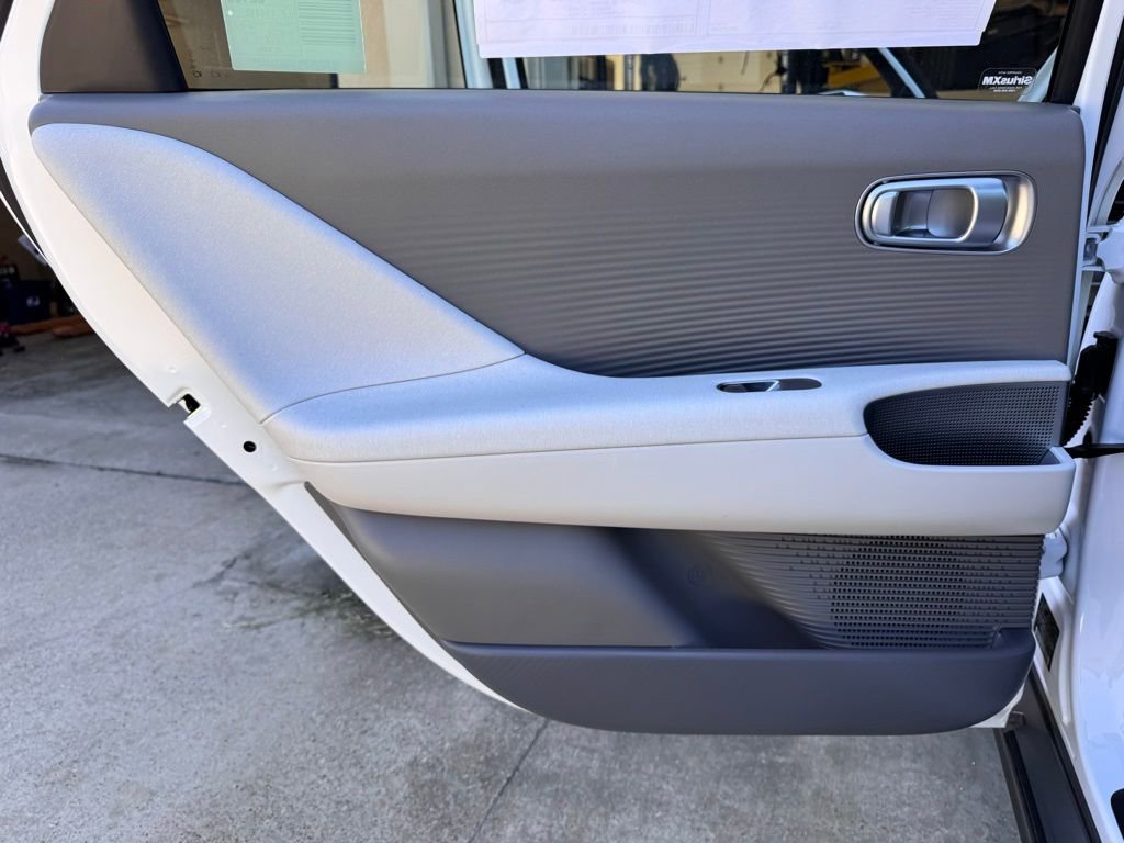 New 2025 Hyundai Ioniq 6 SEL image 22