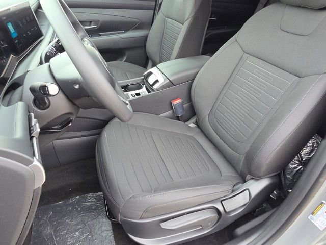 Certified 2025 Hyundai Santa Cruz SE image 20