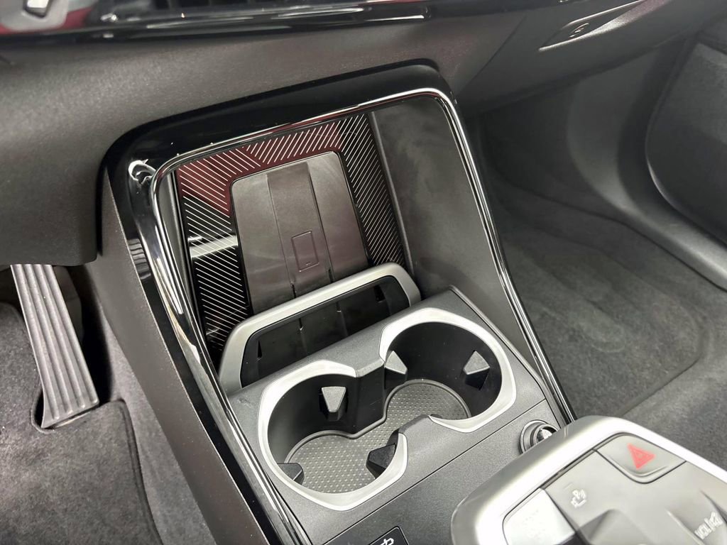 Certified 2025 BMW X2 xDrive28i image 23