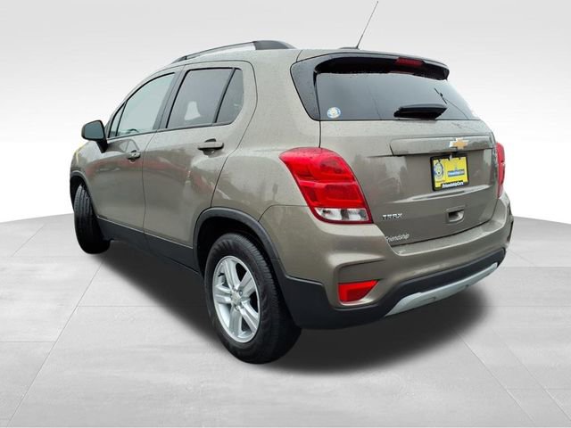 Used 2022 Chevrolet Trax LT w/ LT Convenience Package image 6