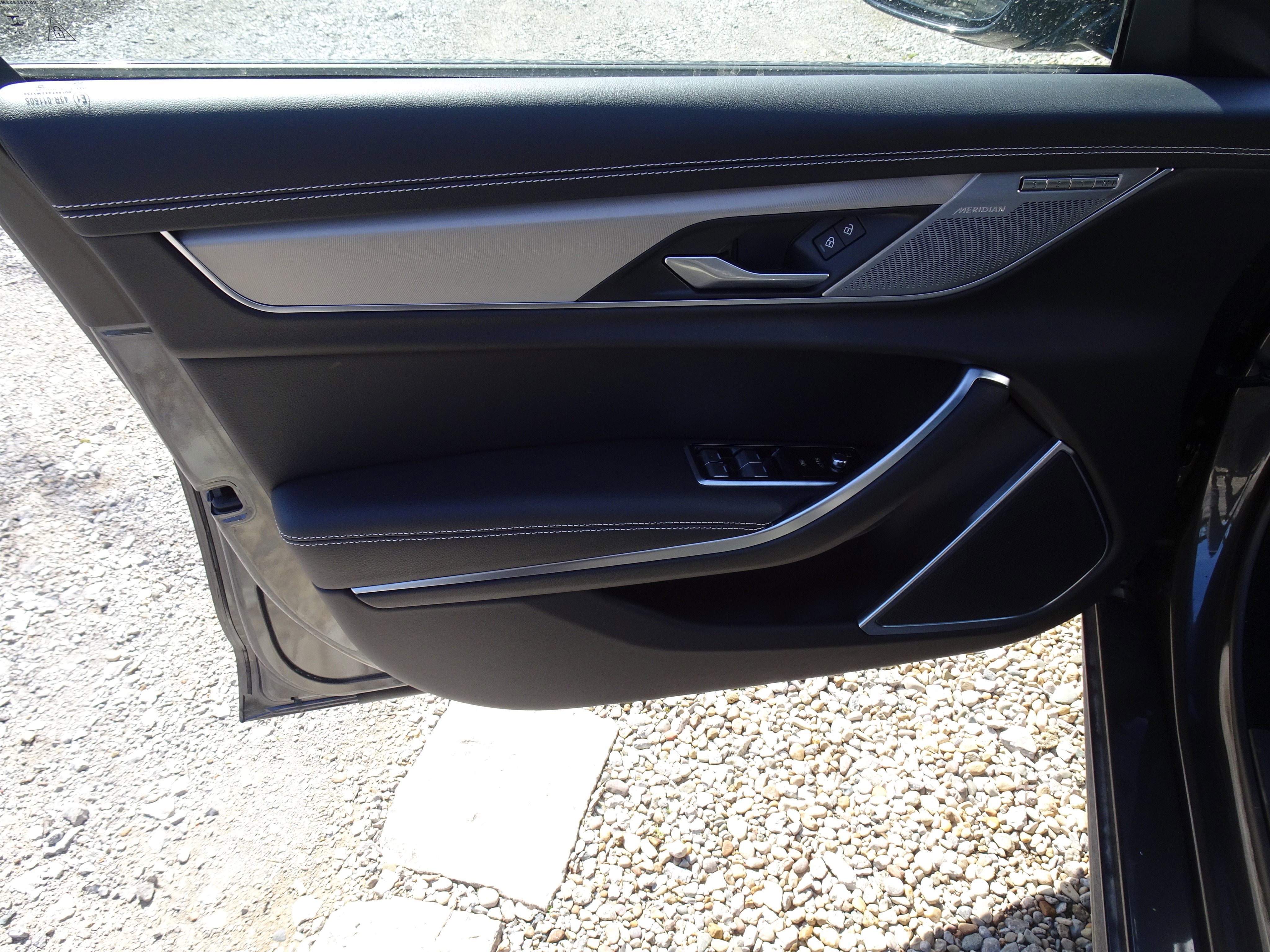 New 2024 Jaguar XF R-Dynamic SE image 17