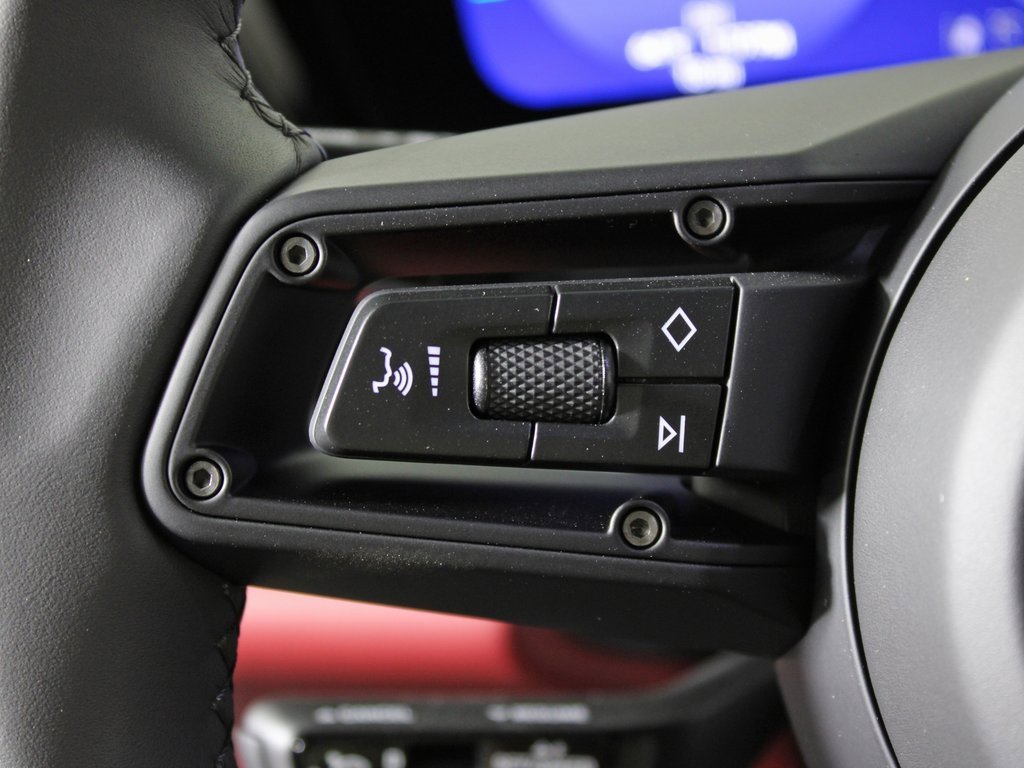 Certified 2025 Porsche Macan 4S Electric image 25