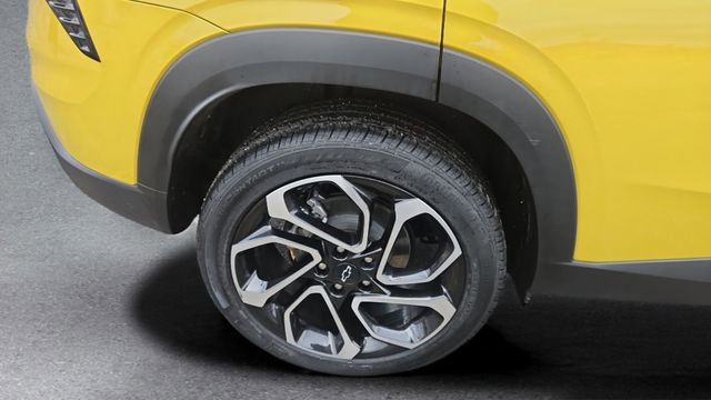 Used 2024 Chevrolet Trax RS w/ Sunroof Package image 16