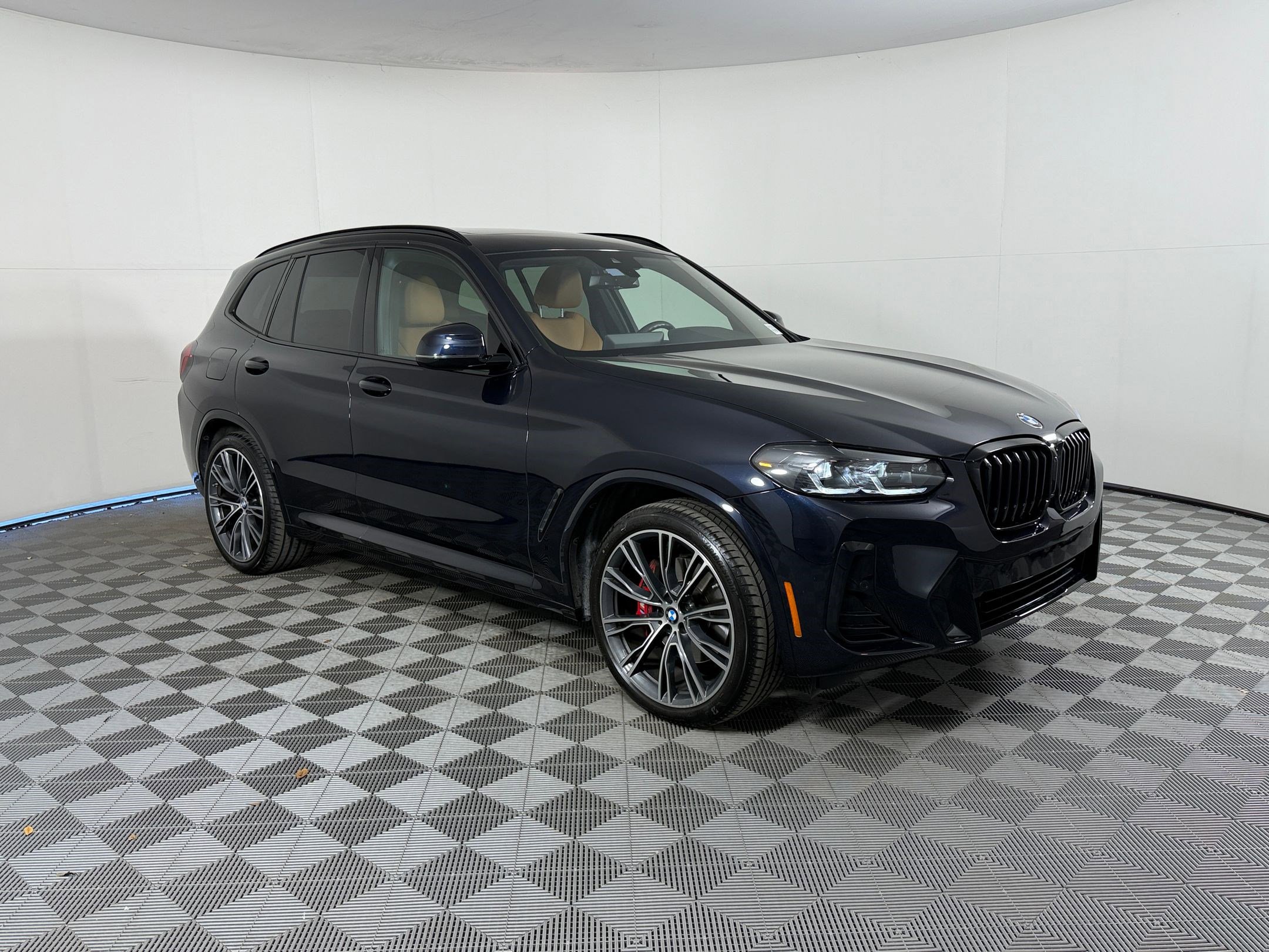 Used 2023 BMW X3 xDrive30i w/ M Sport Package image 7