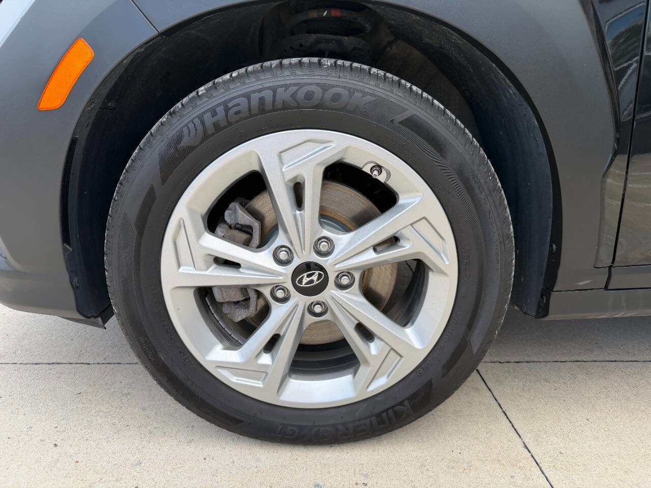 Used 2023 Hyundai Kona SEL w/ Cargo Package image 6