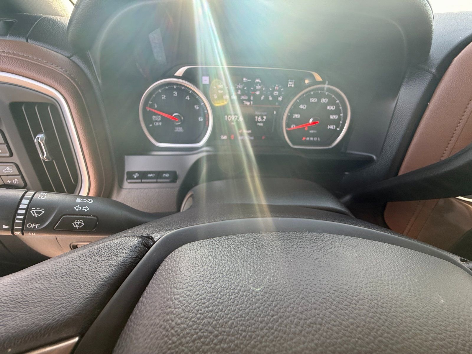 Used 2021 Chevrolet Silverado 1500 High Country w/ Technology Package AWD/4WD image 13