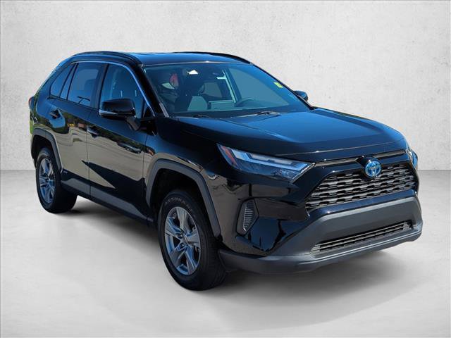Used 2023 Toyota RAV4 LE AWD/4WD image 3