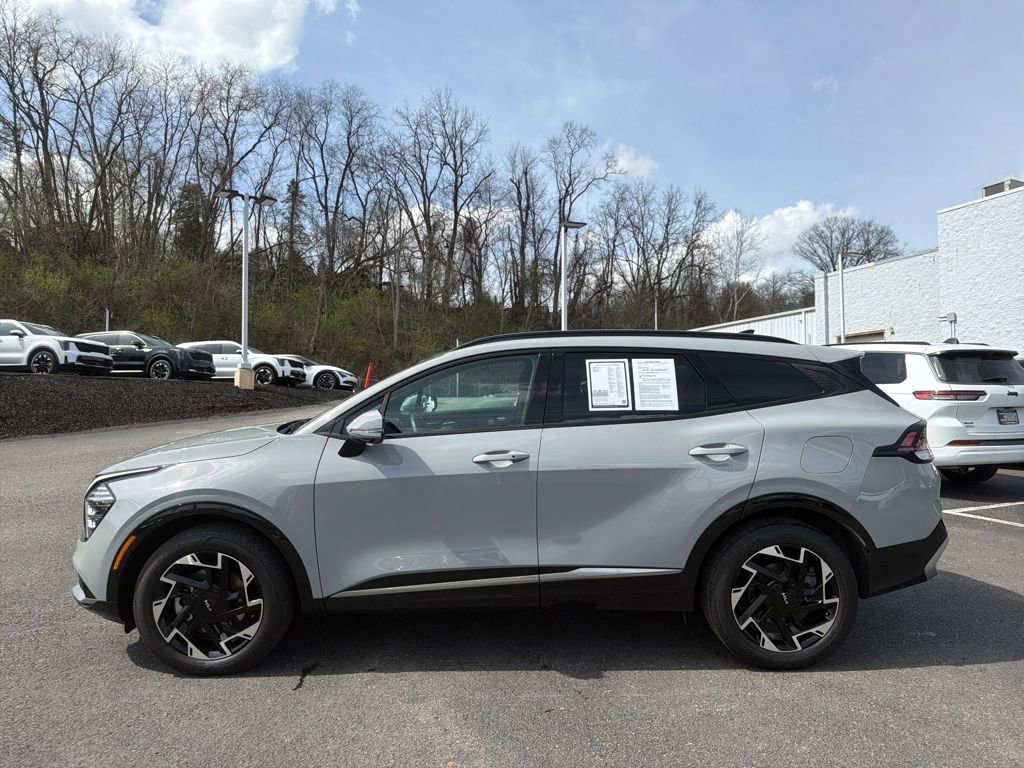 Certified 2023 Kia Sportage SX image 3