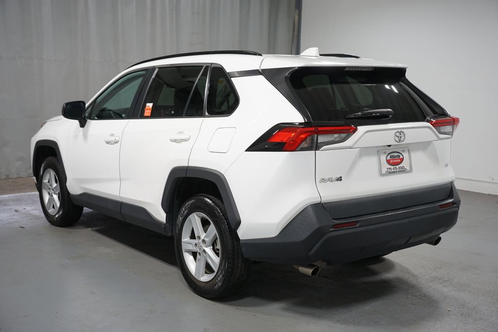 Used 2021 Toyota RAV4 LE image 6
