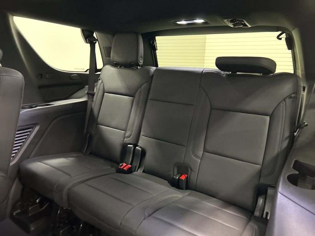 Used 2026 Chevrolet Tahoe Z71 w/ Z71 Off-Road Package AWD/4WD image 32