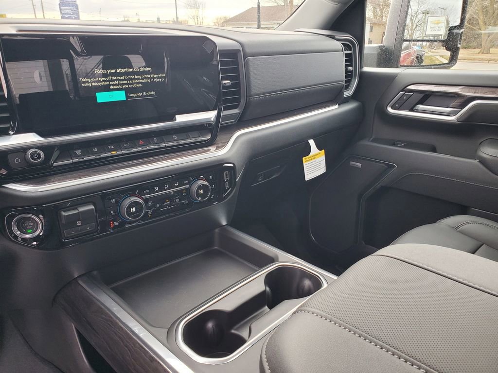 New 2026 Chevrolet Silverado 2500 LTZ w/ LTZ Premium Package image 17