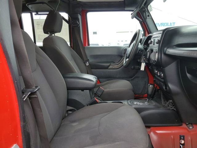 Used 2018 Jeep Wrangler Unlimited Sport image 25