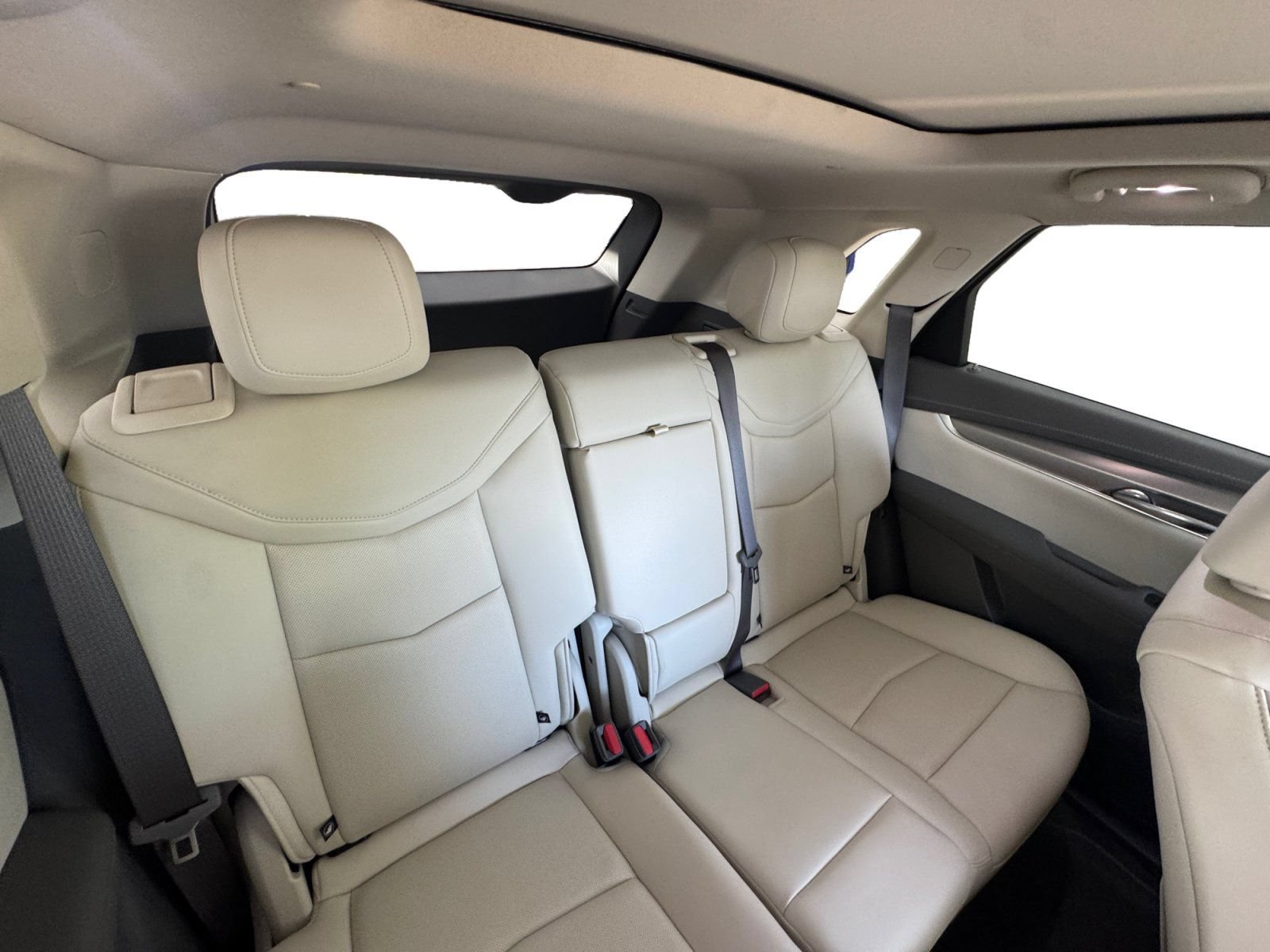 Used 2023 Cadillac XT5 Premium Luxury FWD image 17