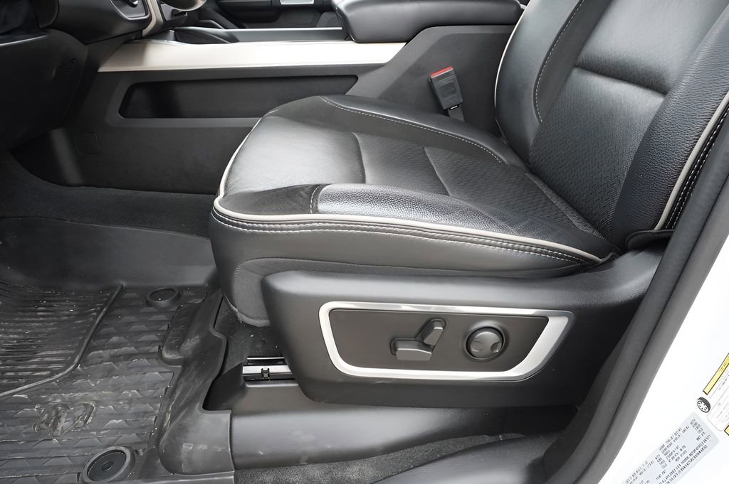 Used 2022 RAM 1500 Laramie AWD/4WD image 24
