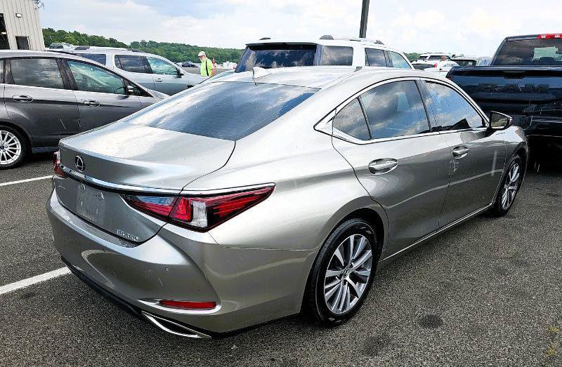 Used 2021 Lexus ES 350 w/ Premium Package FWD image 3