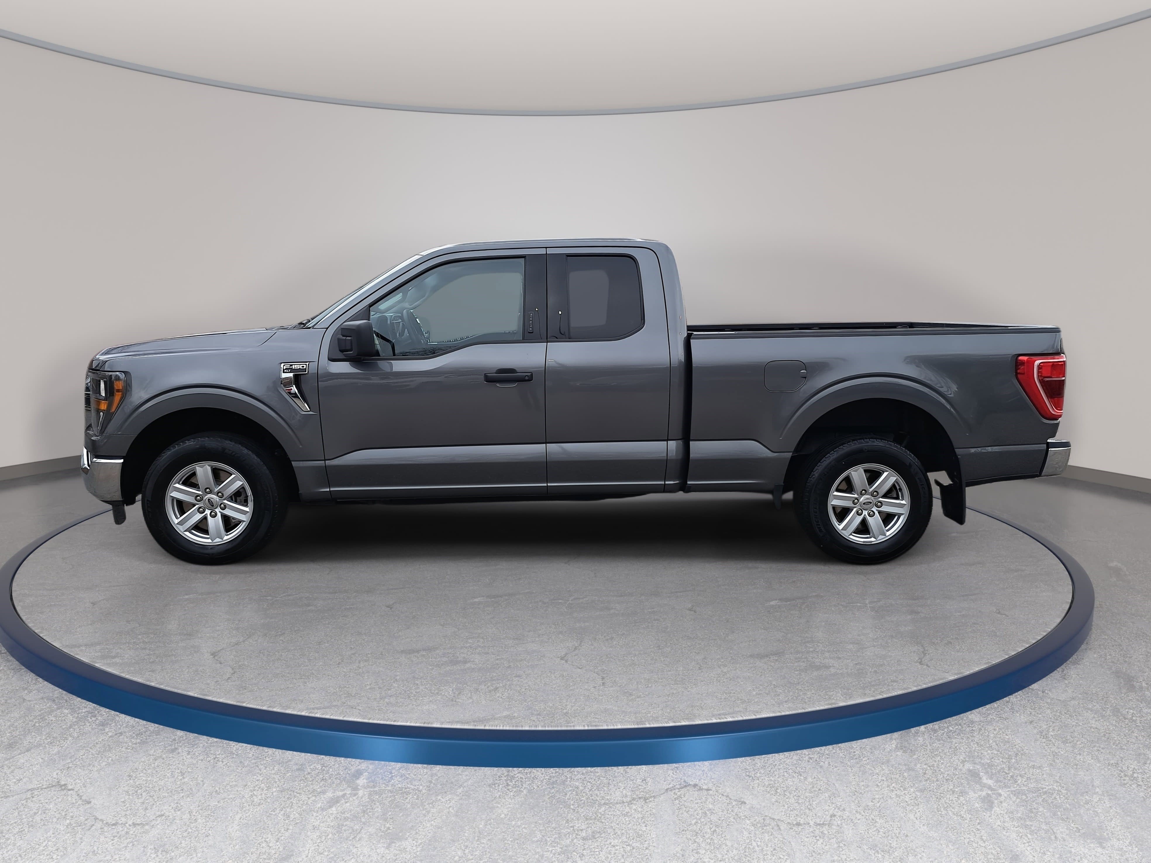 Used 2023 Ford F150 XLT w/ Equipment Group 301A Mid RWD image 8